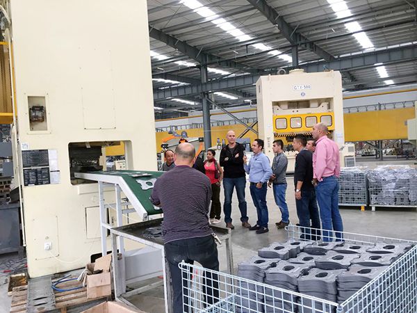 Customer Visiting new Manufacturing Plant 6 Customer Visiting new Manufacturing Plant 6